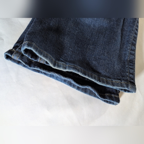 Calvin Klein Women Size 33/16 Dark Wash Low Rise Flap Pocket Lean Bootcut Jeans - Picture 7 of 10